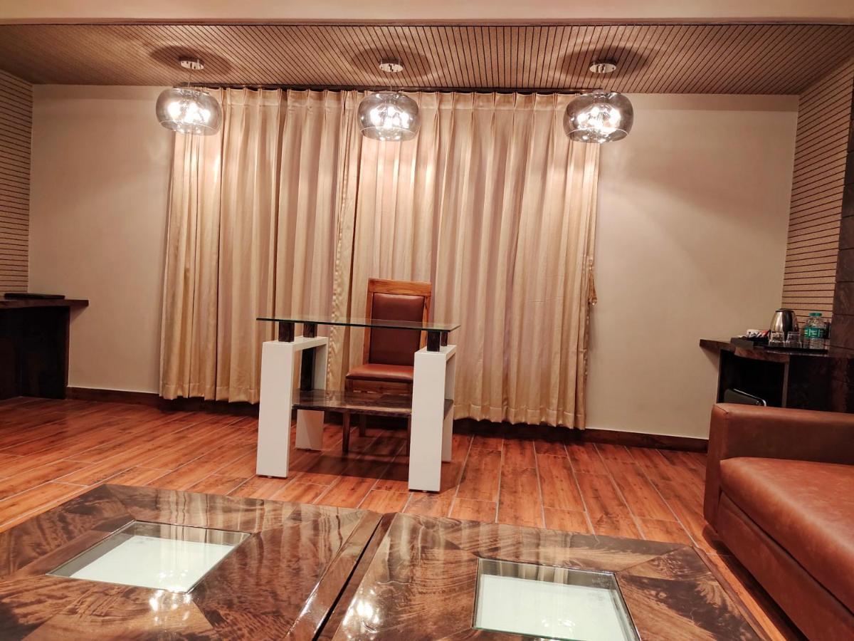 Hotel Suncity Palace كاتيحار المظهر الخارجي الصورة