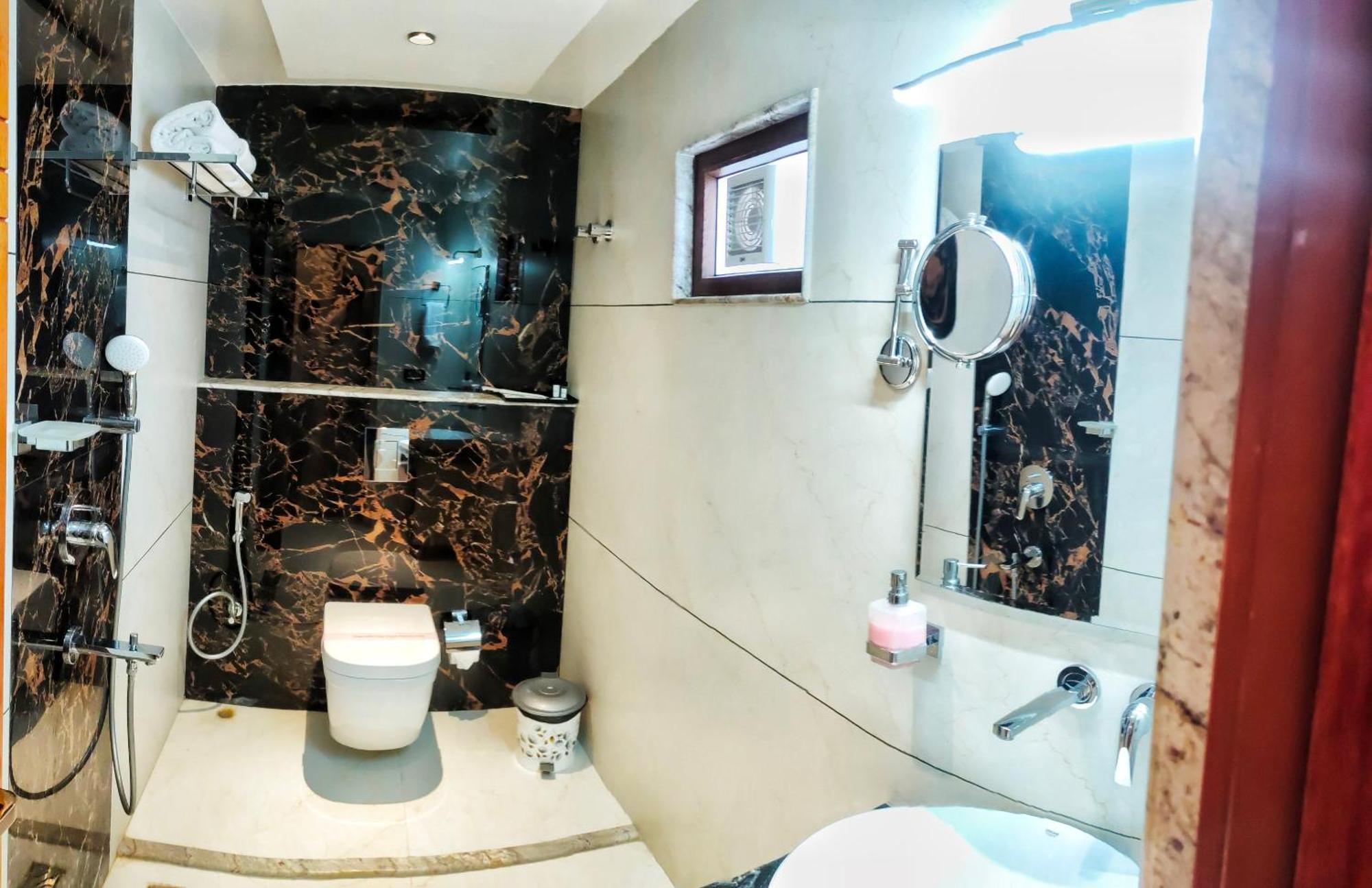 Hotel Suncity Palace كاتيحار المظهر الخارجي الصورة