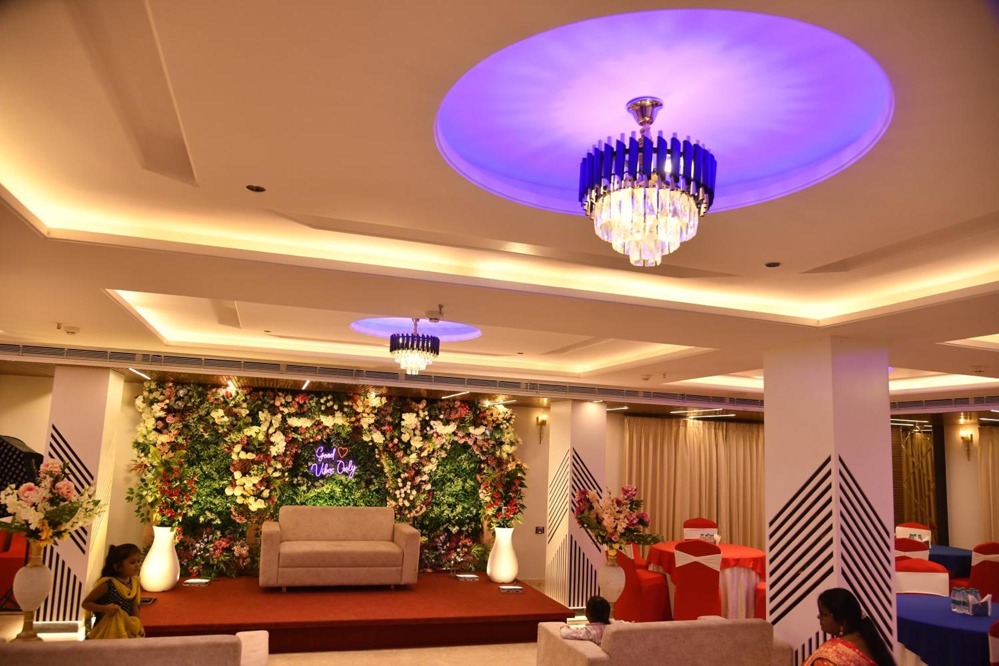 Hotel Suncity Palace كاتيحار المظهر الخارجي الصورة